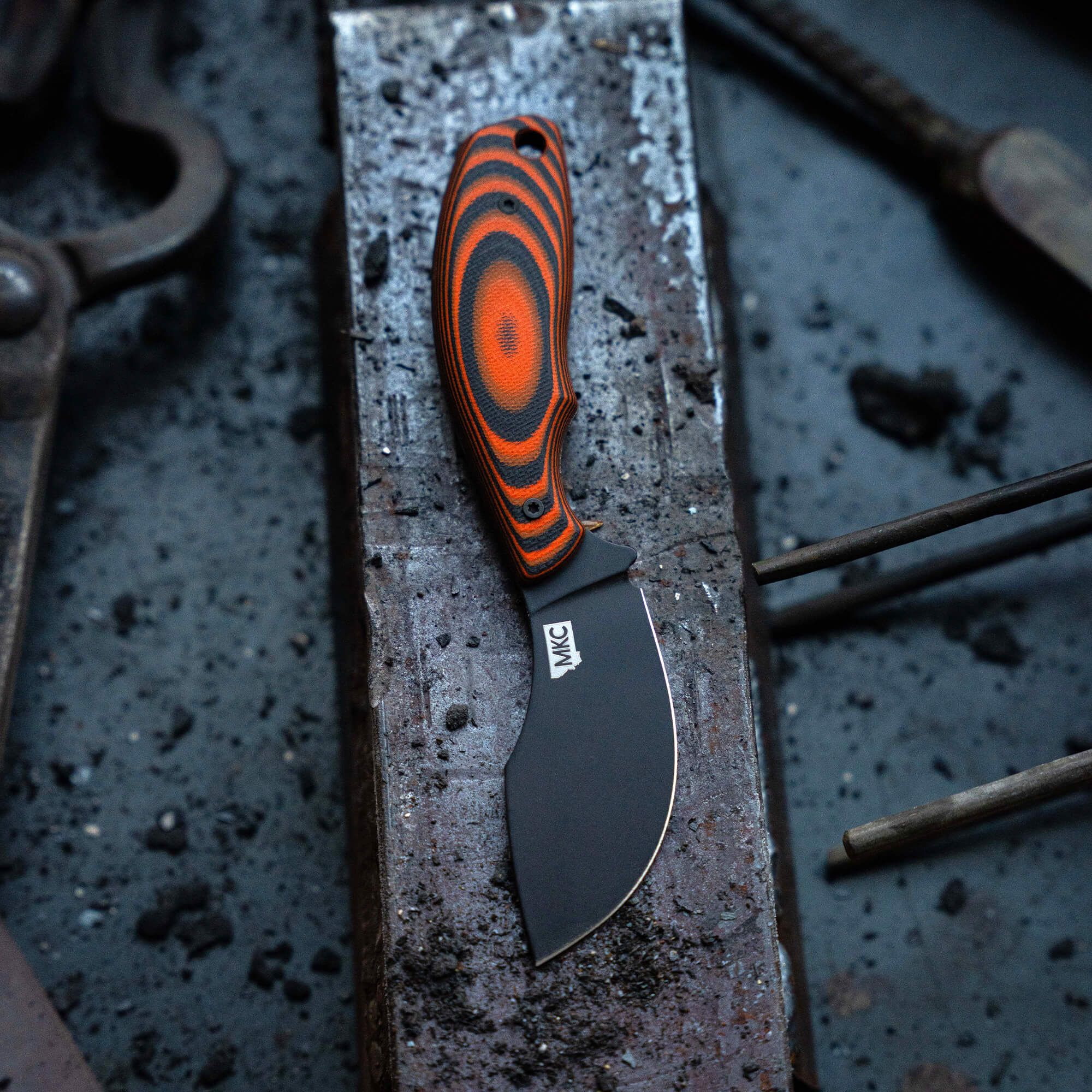 PACKOUT SKINNER - PVD - ORANGE & BLACK