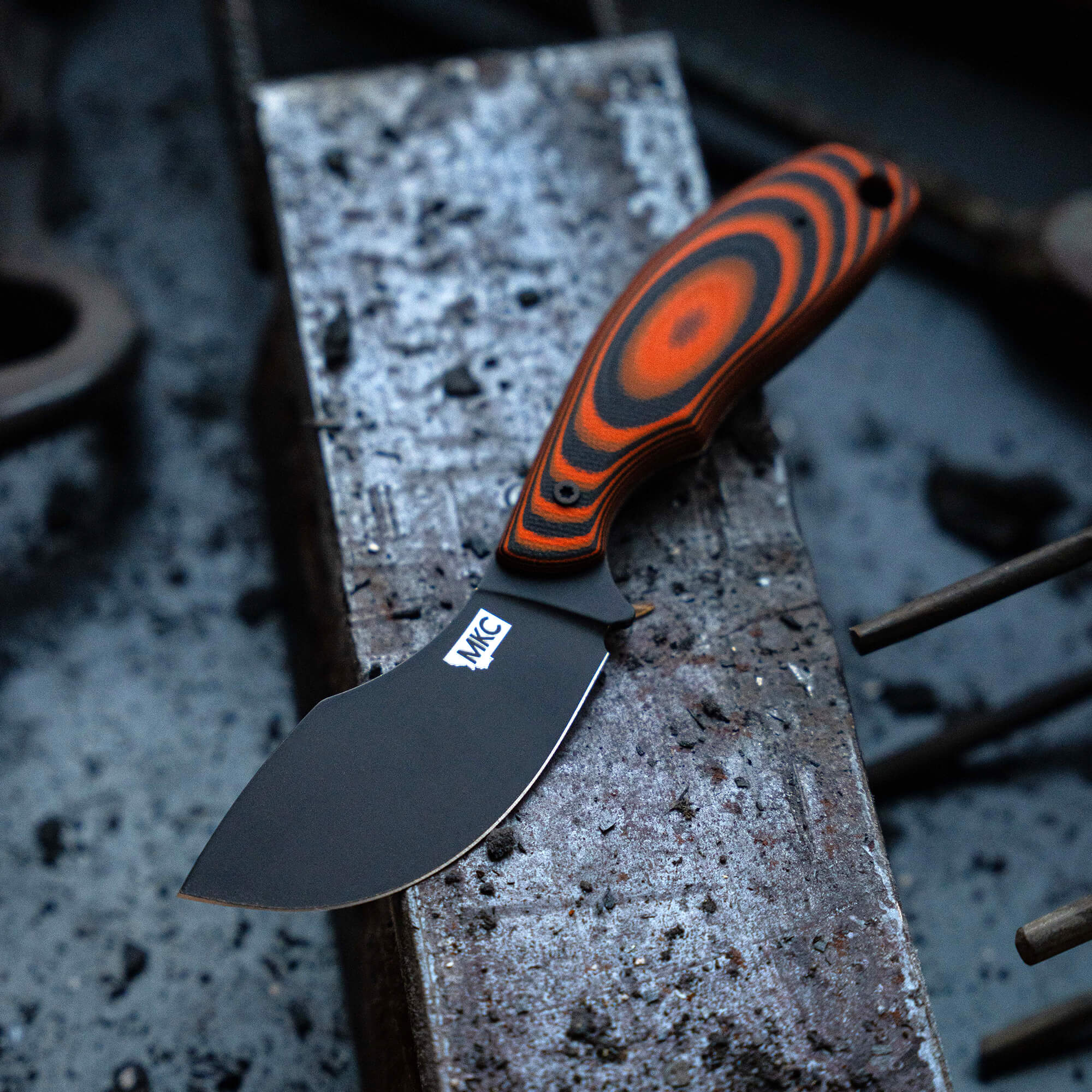 PACKOUT SKINNER - PVD - ORANGE & BLACK