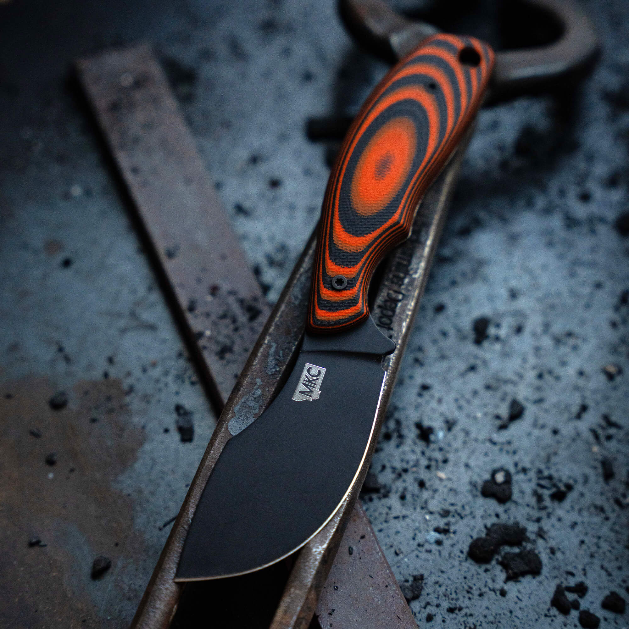 PACKOUT SKINNER - PVD - ORANGE & BLACK