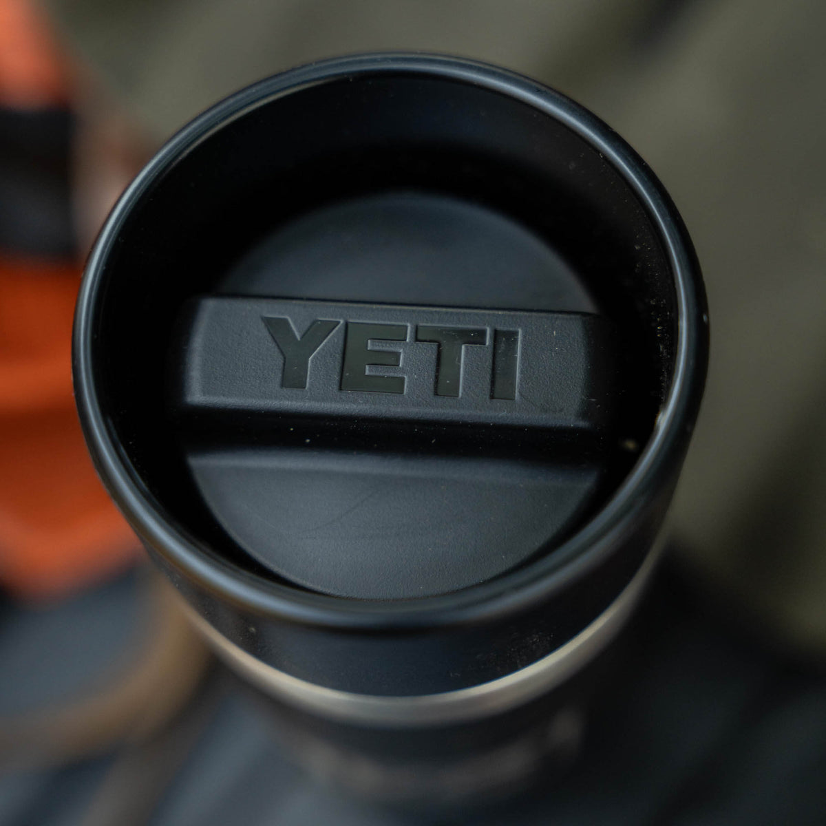 MKC x YETI RAMBLER 16 OZ HOTSHOT