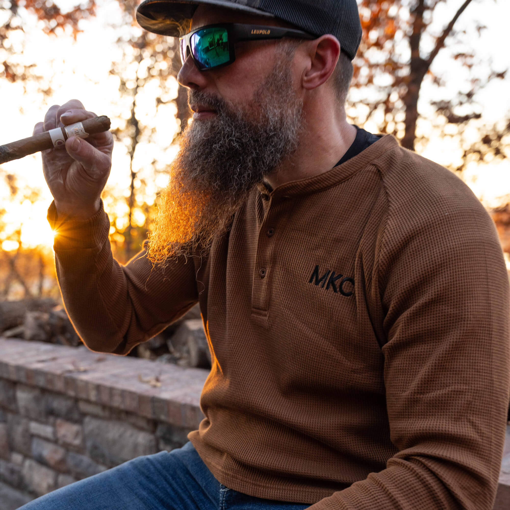 MACLAY HENLEY - COYOTE