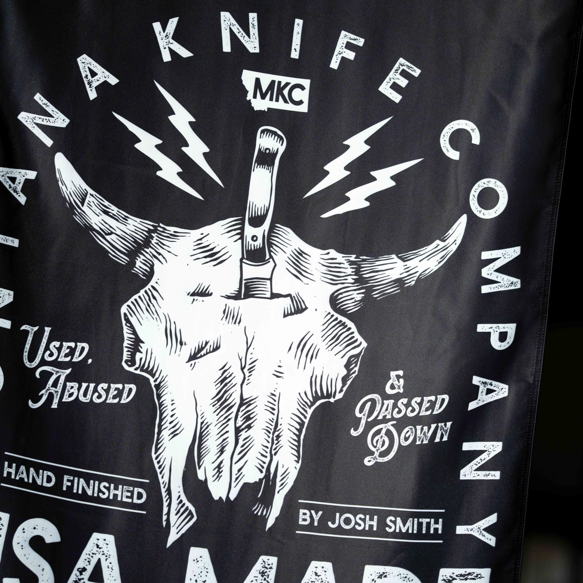 MKC BISON SKULL FLAG