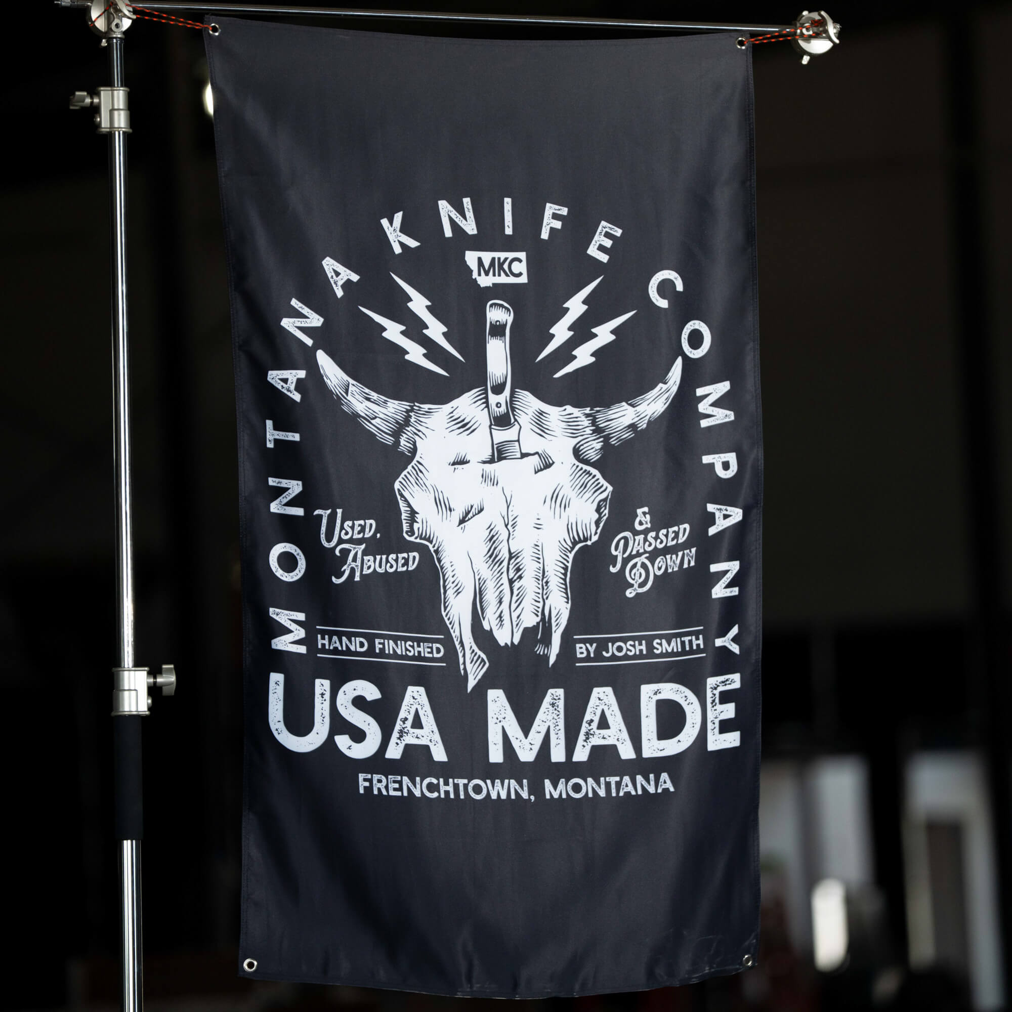 MKC BISON SKULL FLAG