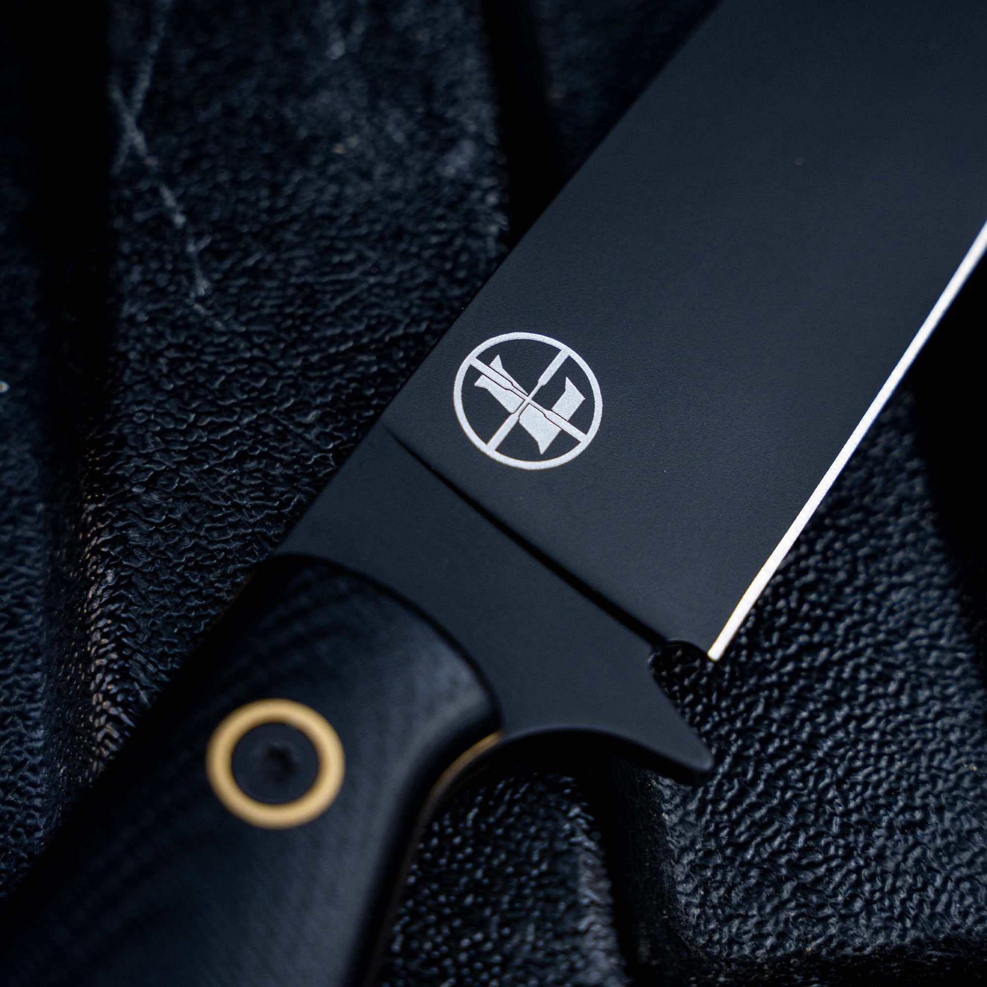MKC x LEUPOLD - SUPER CUB DROP POINT HUNTER - LIMITED EDITION