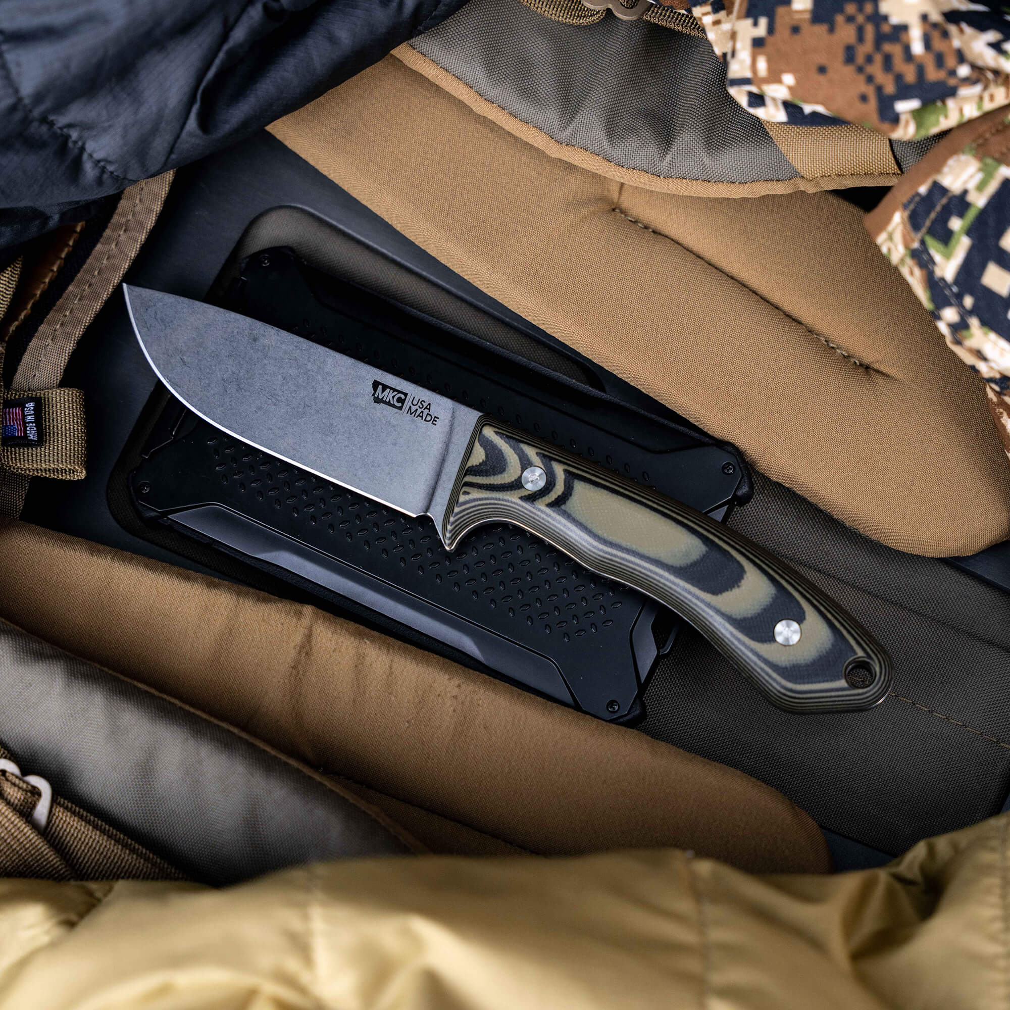 MULE DEER - GREEN & BLACK