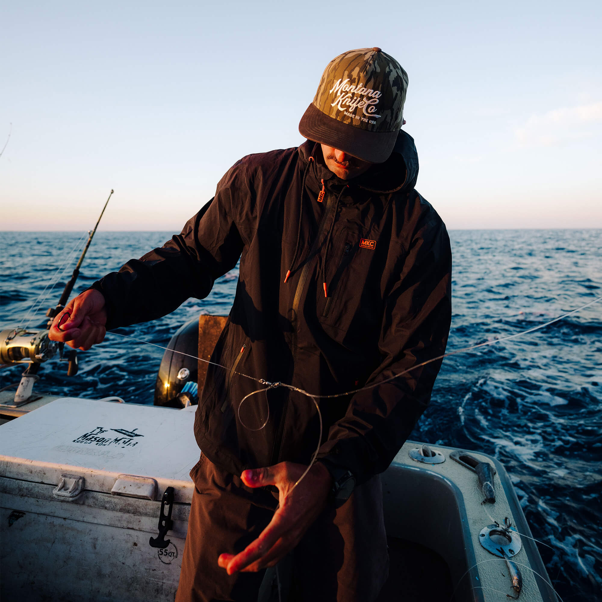 MT. REYNOLDS RAIN JACKET - BLACK