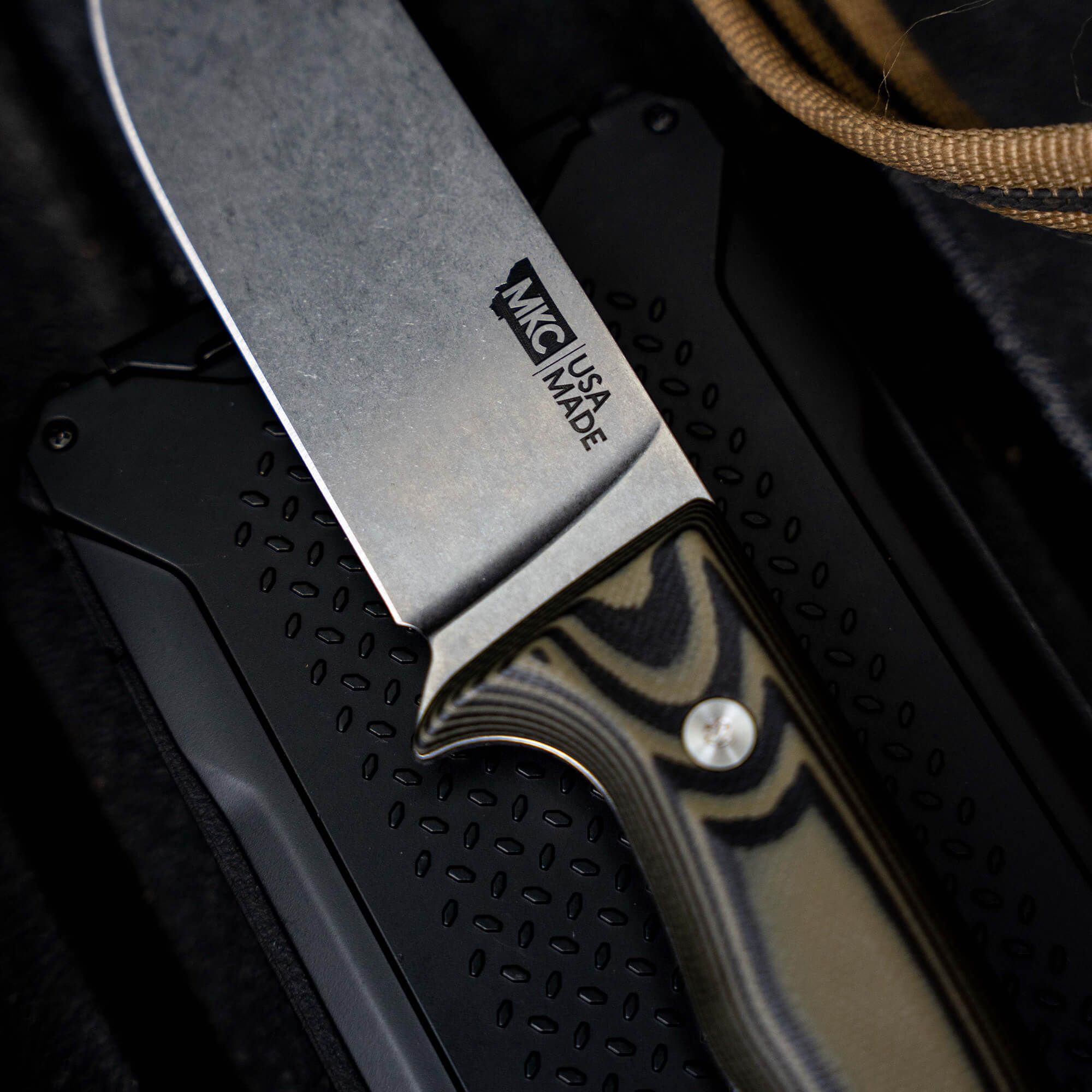 MULE DEER - GREEN & BLACK