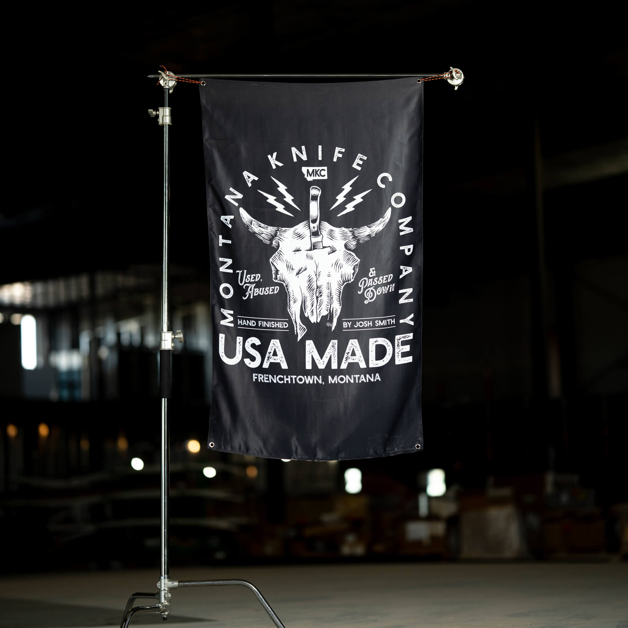 MKC BISON SKULL FLAG