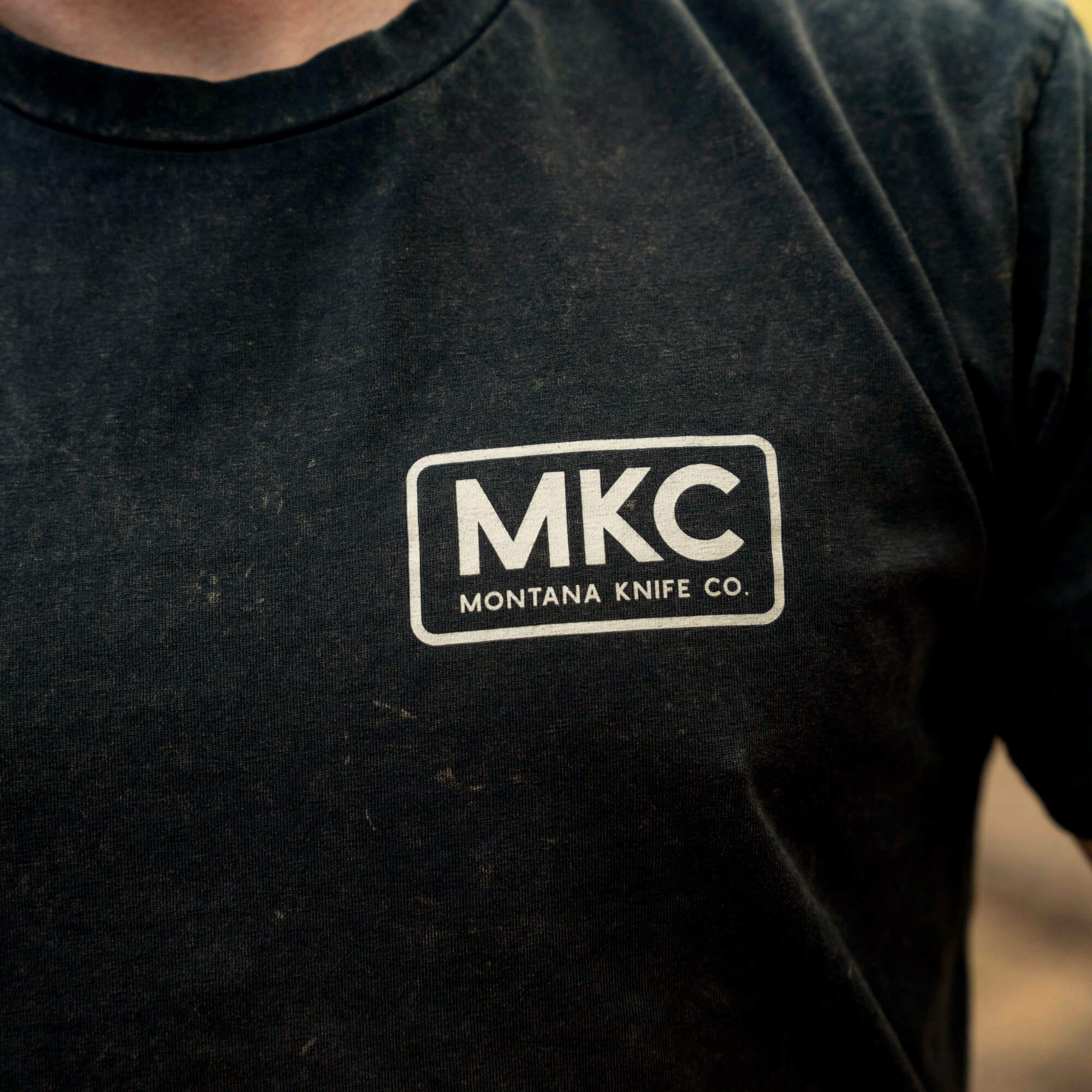 MKC STONEWASH TEE - BLACK