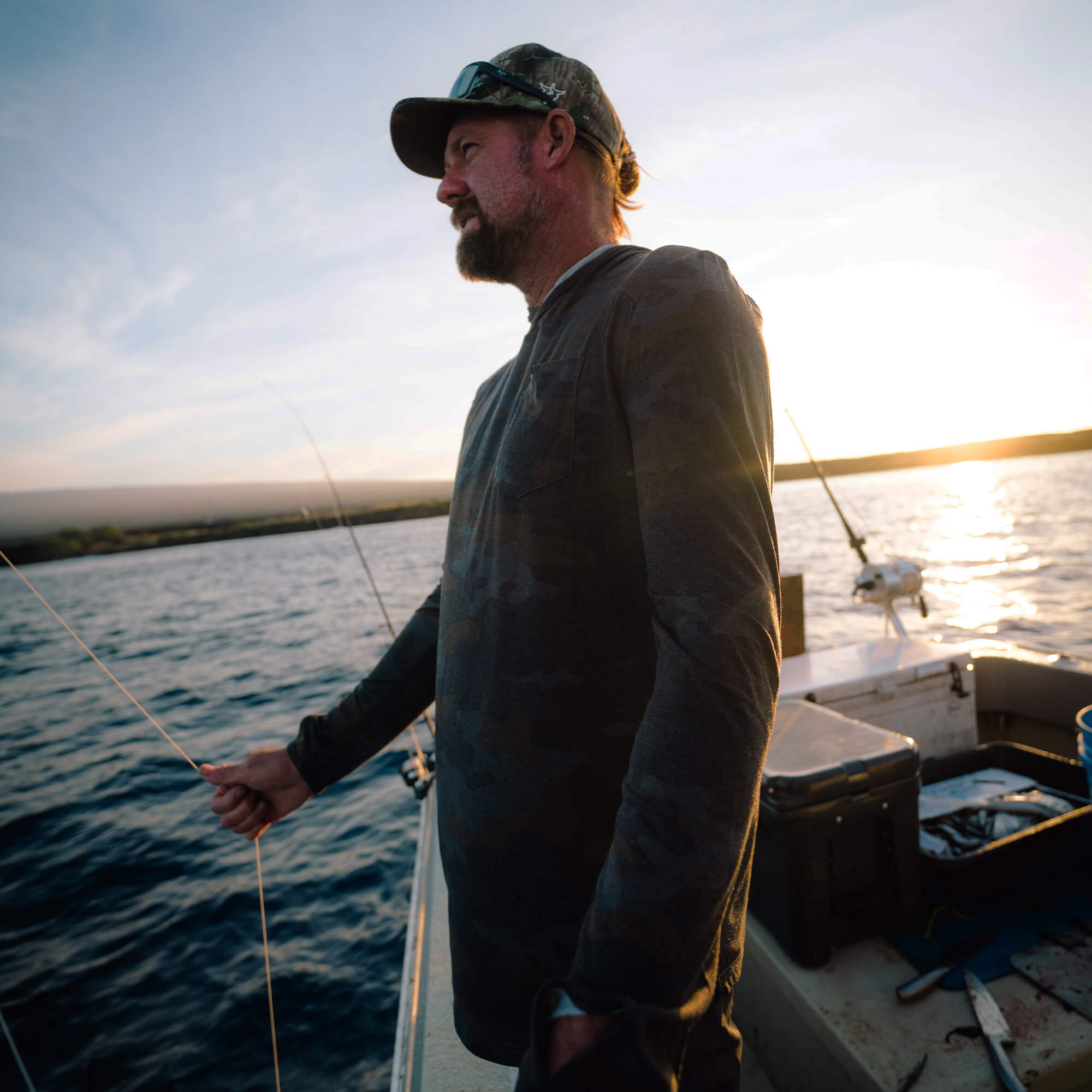 RIMROCK LIGHTWEIGHT HOODIE - DARK WOODLAND CAMO