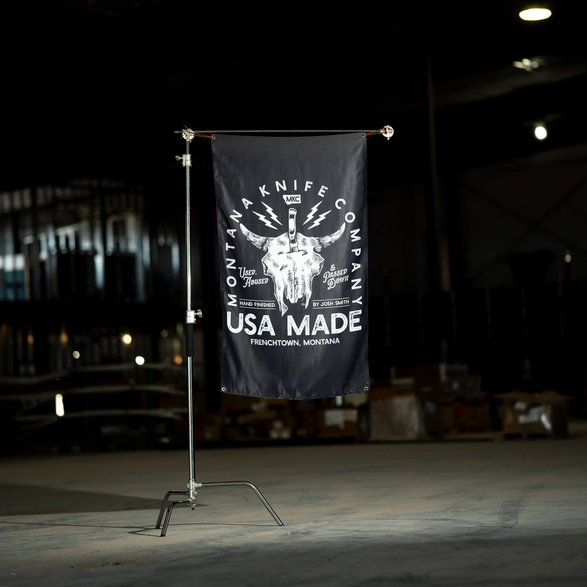 MKC BISON SKULL FLAG