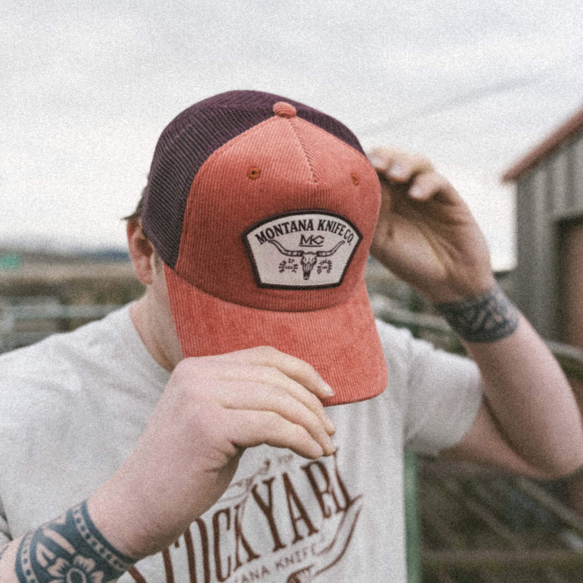 STOCKYARD CORDUROY HAT - CLAY/MAROON