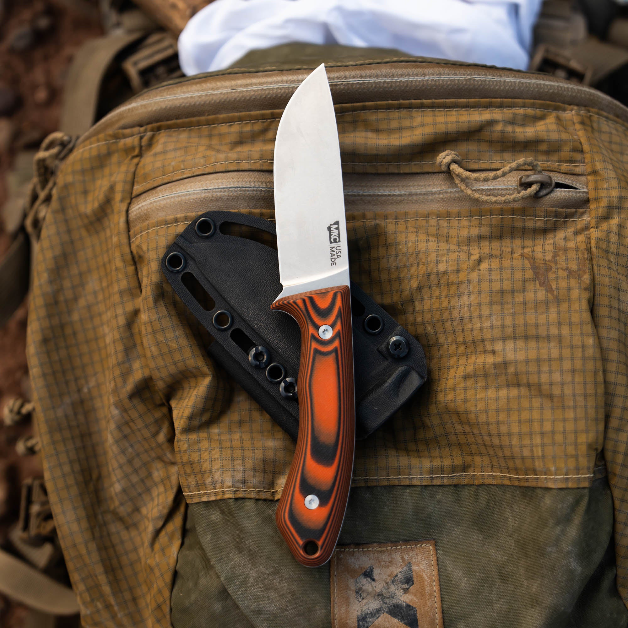 MKC MULE DEER KNIFE - ORANGE & BLACK