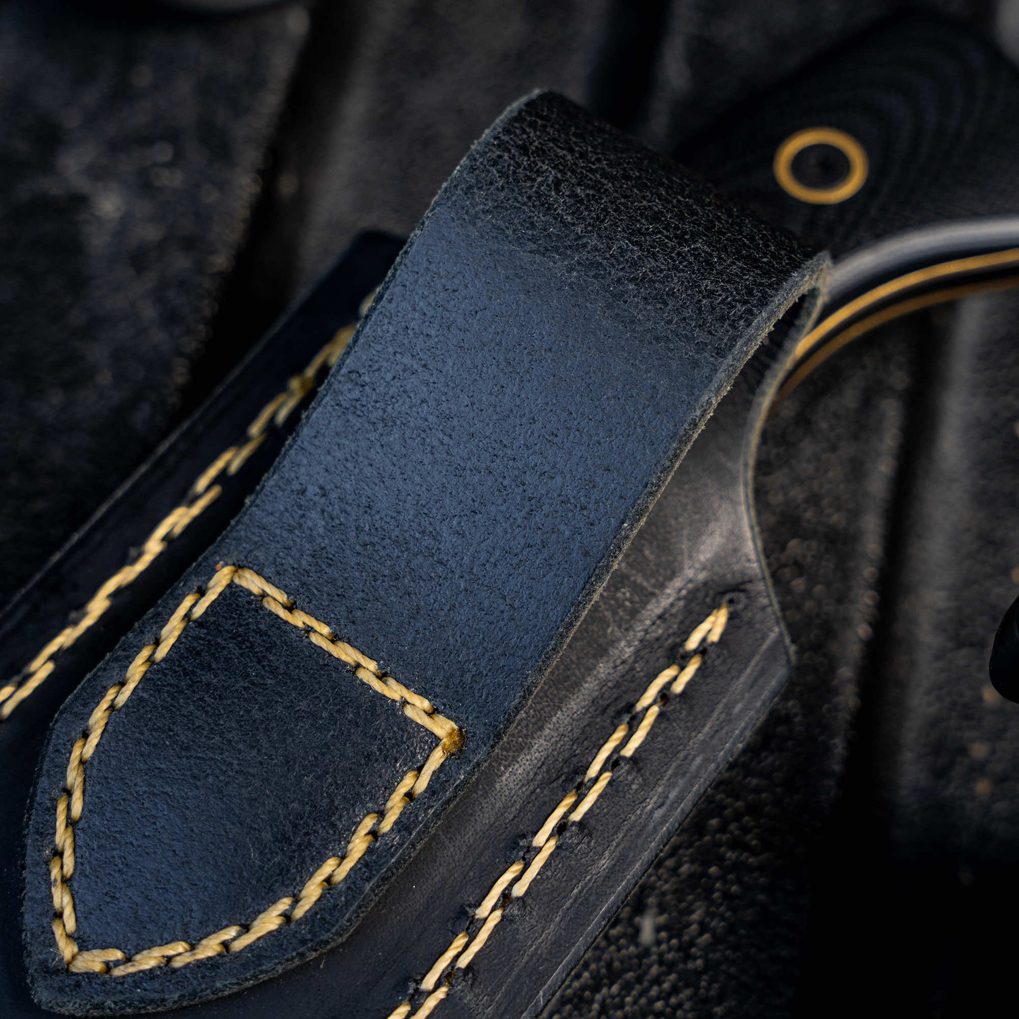 MKC x LEUPOLD - SUPER CUB DROP POINT HUNTER - LIMITED EDITION