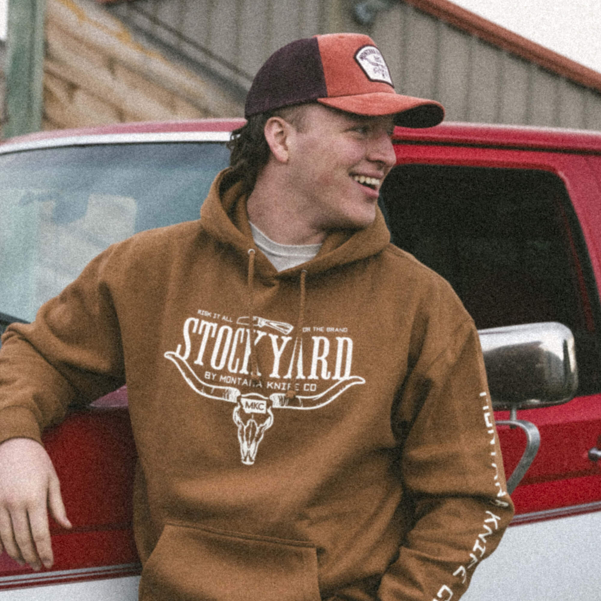 STOCKYARD CORDUROY HAT - CLAY/MAROON
