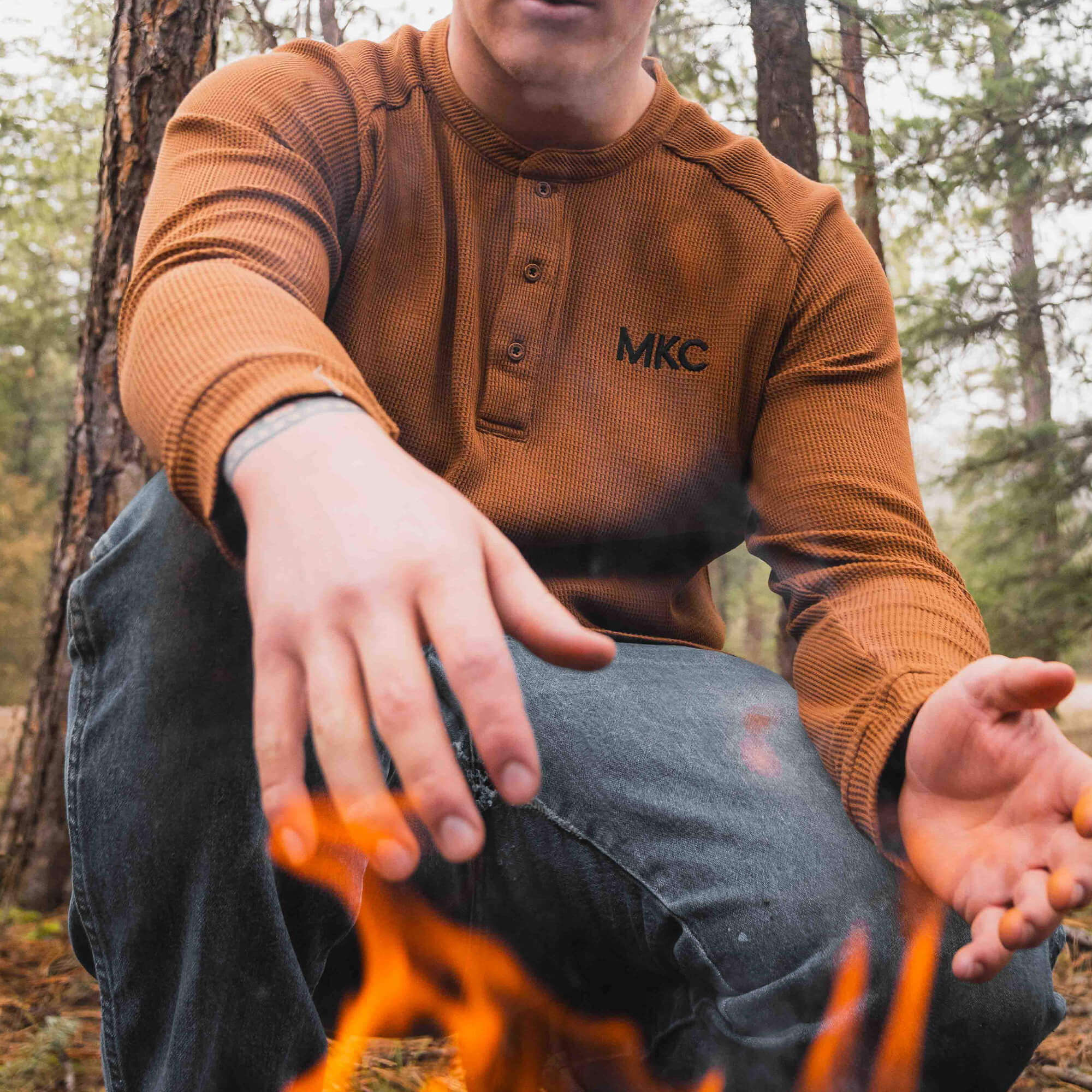 MACLAY HENLEY - COYOTE