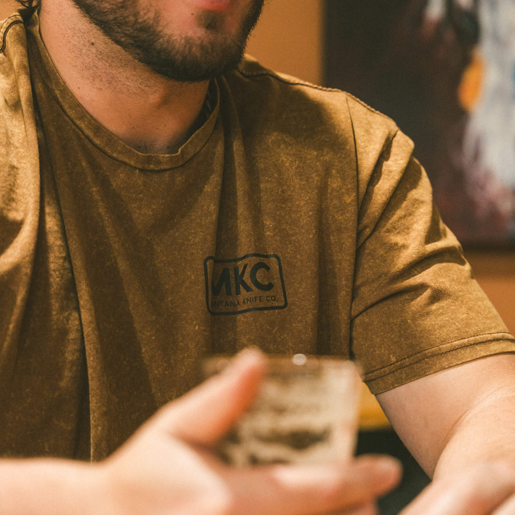 MKC STONEWASH TEE - COYOTE