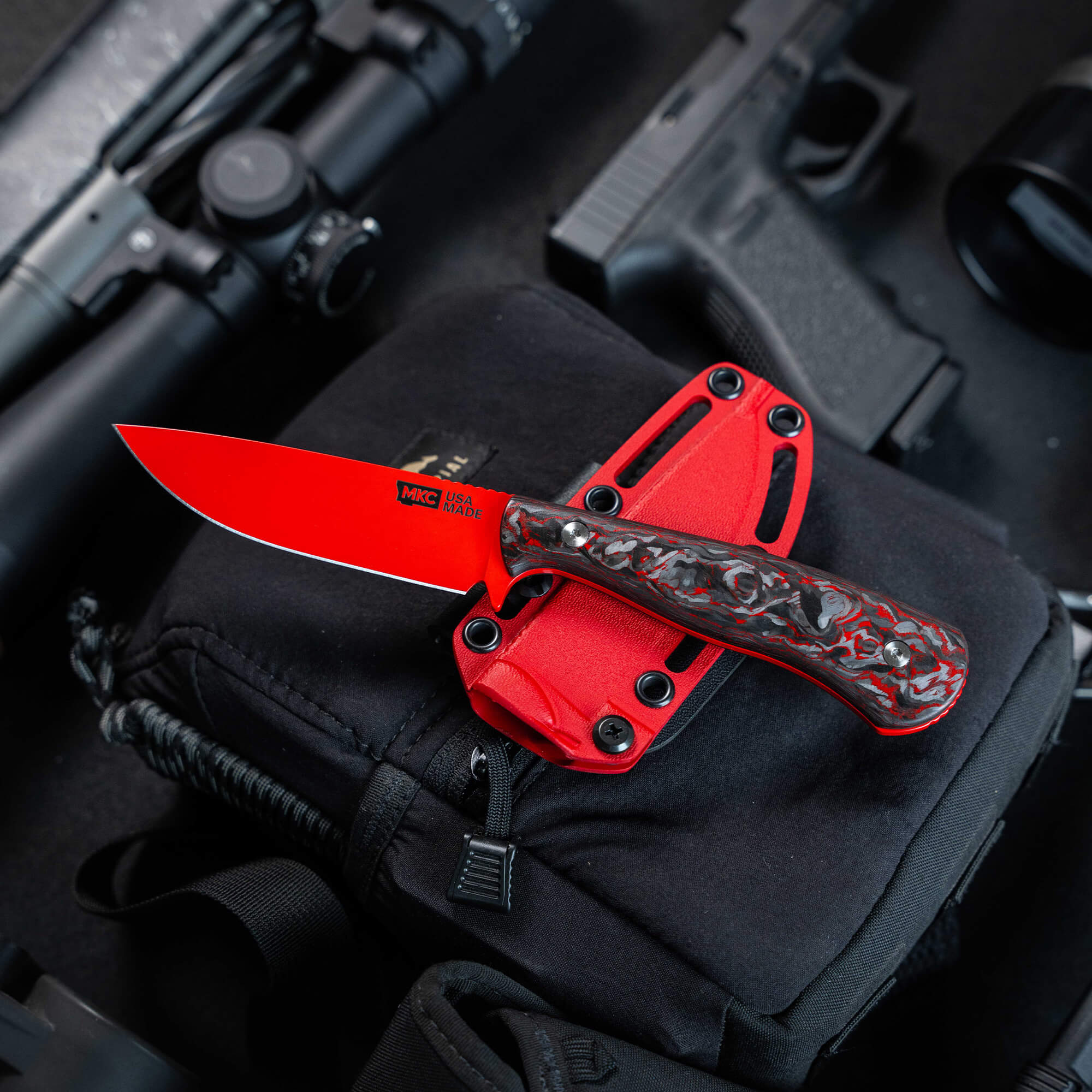 BLOOD BROTHERS WHITETAIL - BLACK/RED
