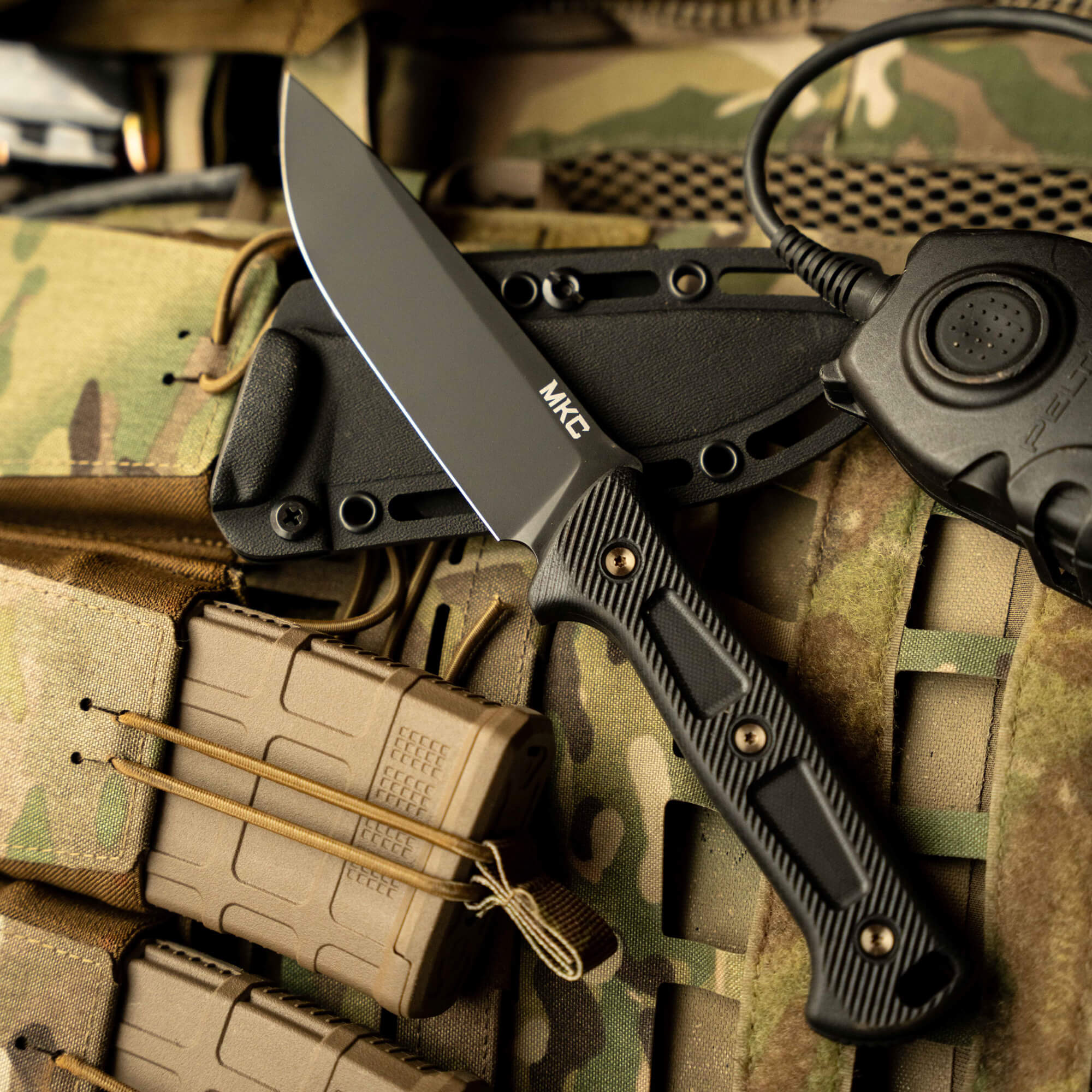 SERE25 - BLK/BLK